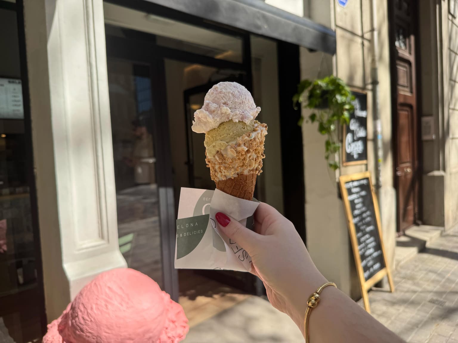 Emilio’s Barcelona – Artisanal Gelato & Sweet Treats!
