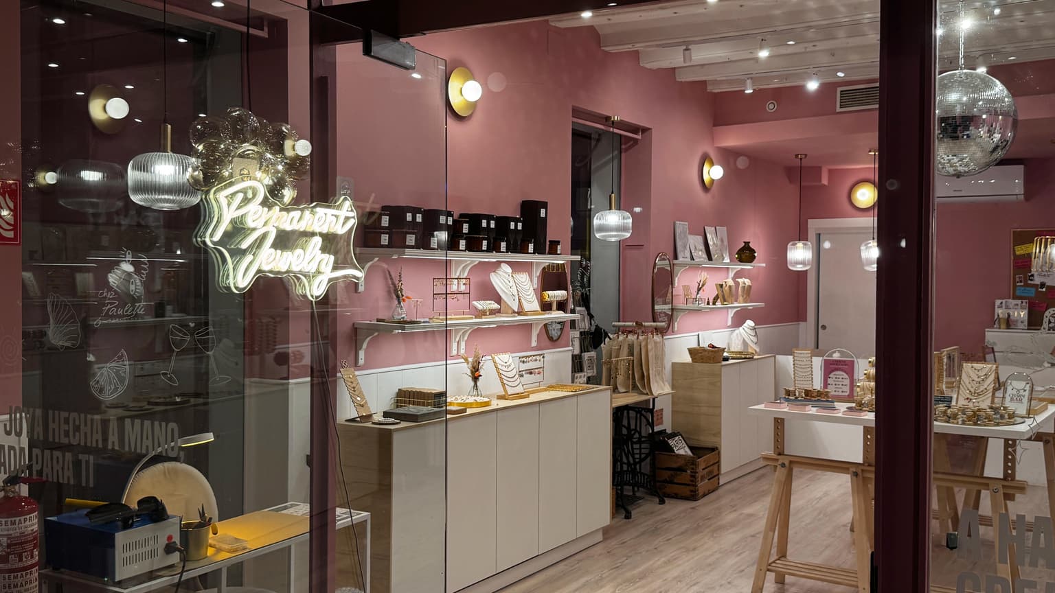 chez-paulette-barcelona-jewelry-workshops