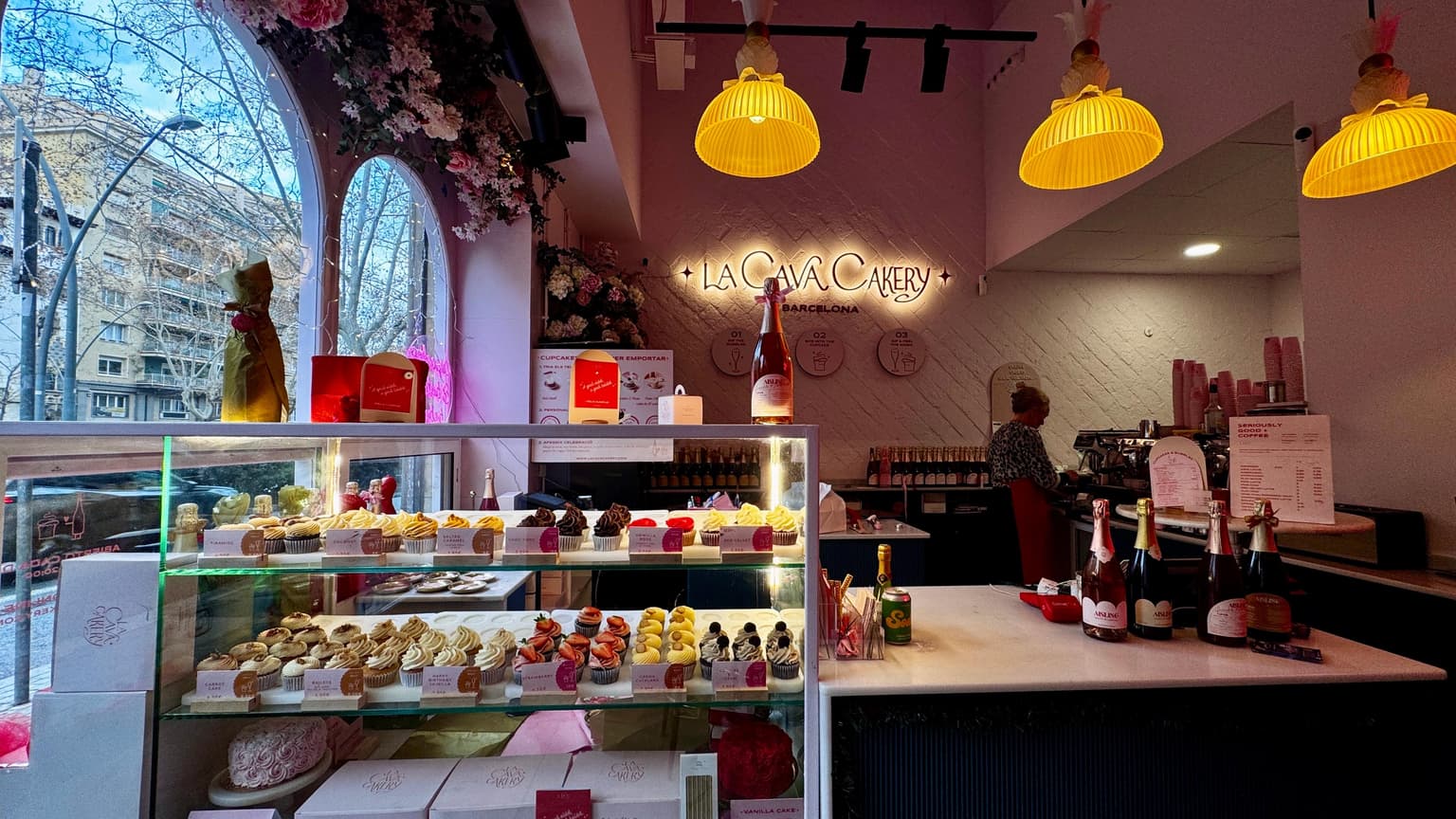 Romantic Date Spot in Barcelona – La Cava Cakery